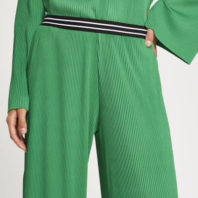 green plisse trousers