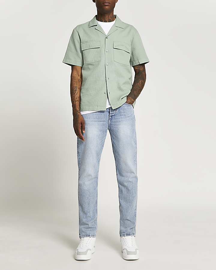 Green pocket short sleeve shirt