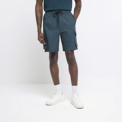 Green regular fit cargo shorts