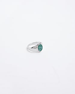 Green stone signet ring