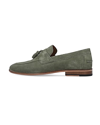 360 degree animation of product Green Suede Tassel Loafers frame-4