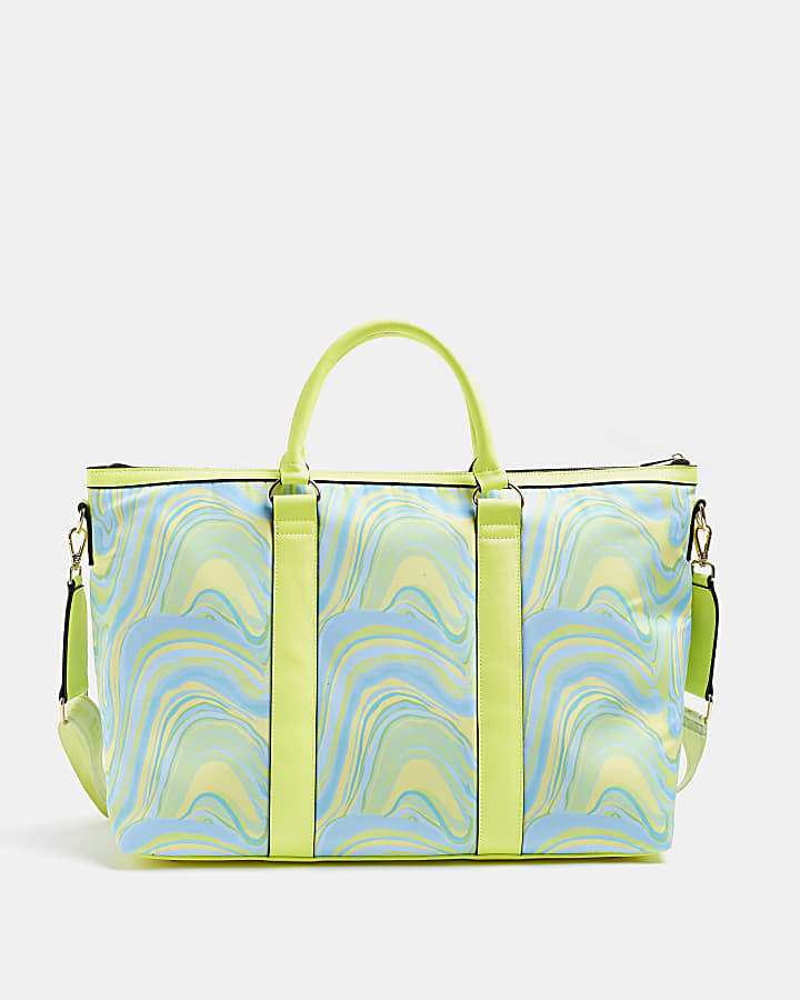 Green swirl print quilted weekend bag