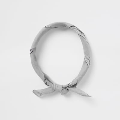 Grey bandana