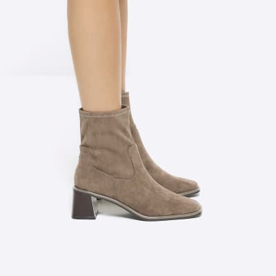 Grey block heel outlet ankle boots