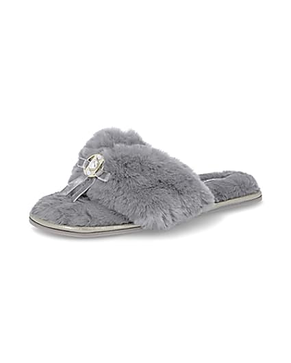 360 degree animation of product Grey bow faux fur slippers frame-1