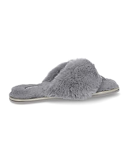 360 degree animation of product Grey bow faux fur slippers frame-14