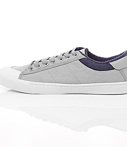 360 degree animation of product Grey canvas plimsolls frame-21