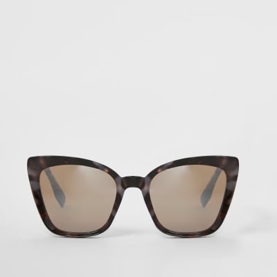 Grey cat eye sunglasses