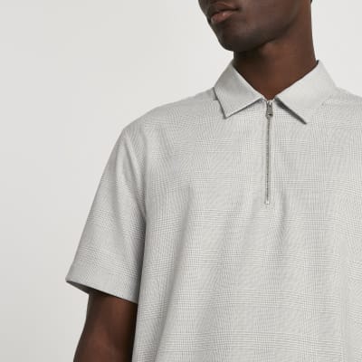 grey lower matching t shirt
