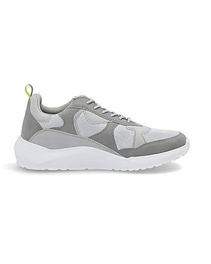 360 degree animation of product Grey chunky sole runner trainers frame-15