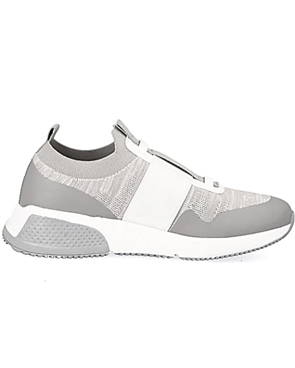 360 degree animation of product Grey elasticated knitted runner trainers frame-15