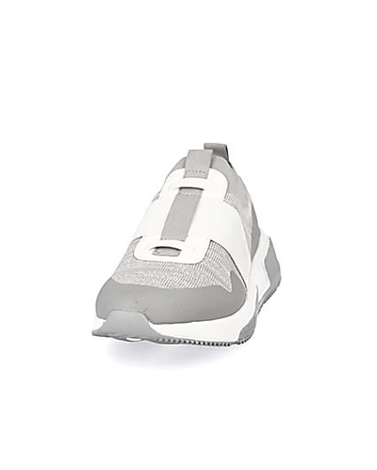 360 degree animation of product Grey elasticated knitted runner trainers frame-22