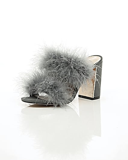 360 degree animation of product Grey faux fur block heel mules frame-0