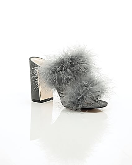 360 degree animation of product Grey faux fur block heel mules frame-7