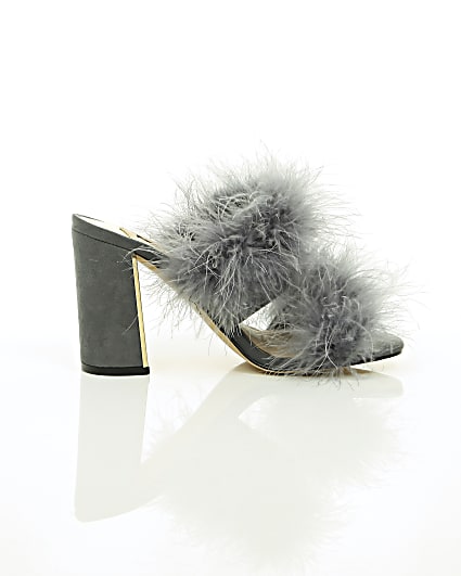 360 degree animation of product Grey faux fur block heel mules frame-10
