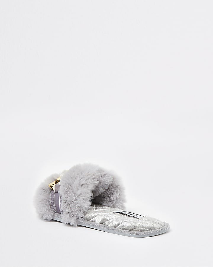 grey river island slippers
