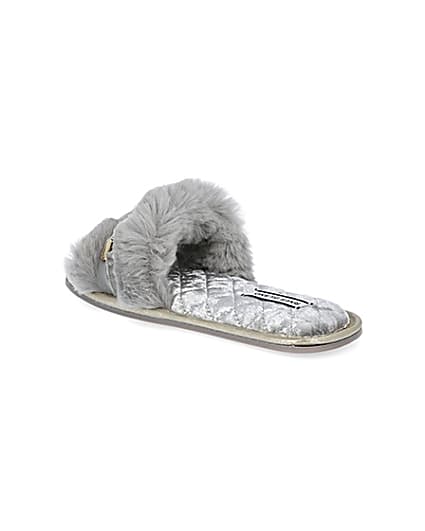 360 degree animation of product Grey faux fur open toe slippers frame-6