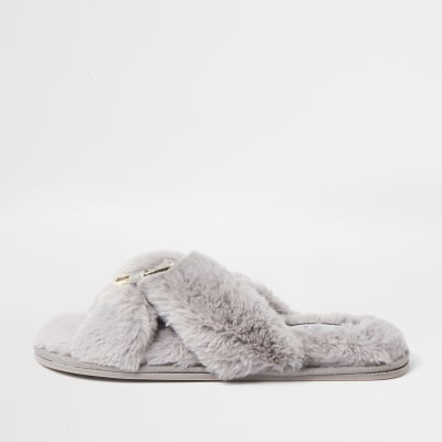 Grey faux fur ring crossover slippers | River Island