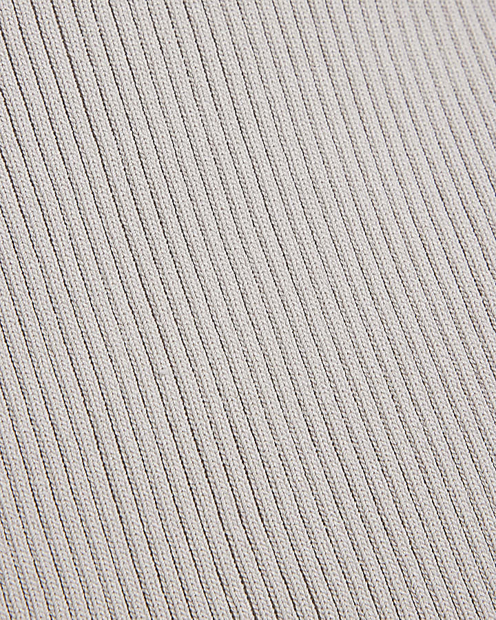 Grey knit long sleeve top