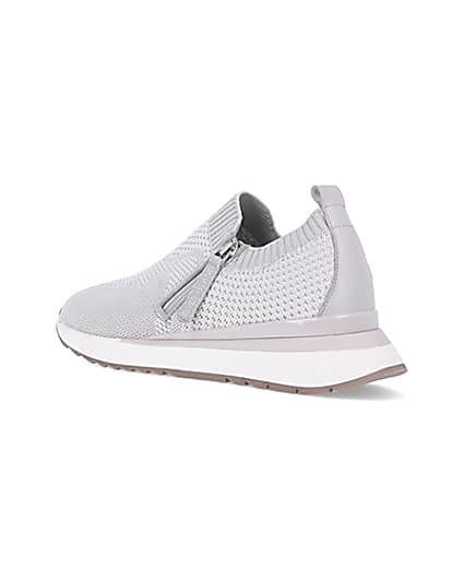 360 degree animation of product Grey knitted trainers frame-6