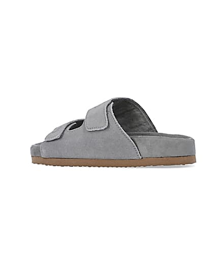 360 degree animation of product Grey NUSHU suede sandals frame-5
