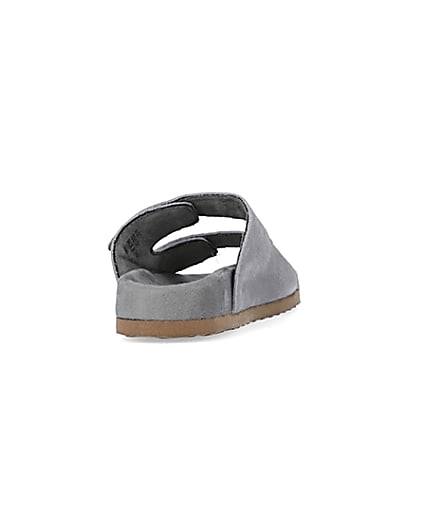 360 degree animation of product Grey NUSHU suede sandals frame-10