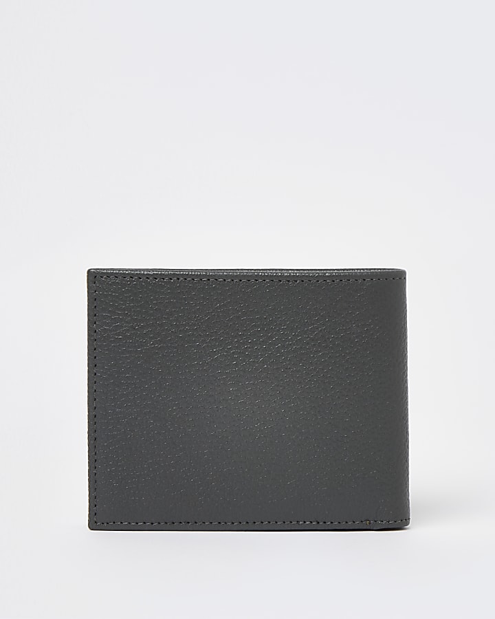 Grey pebbled RR bifold wallet