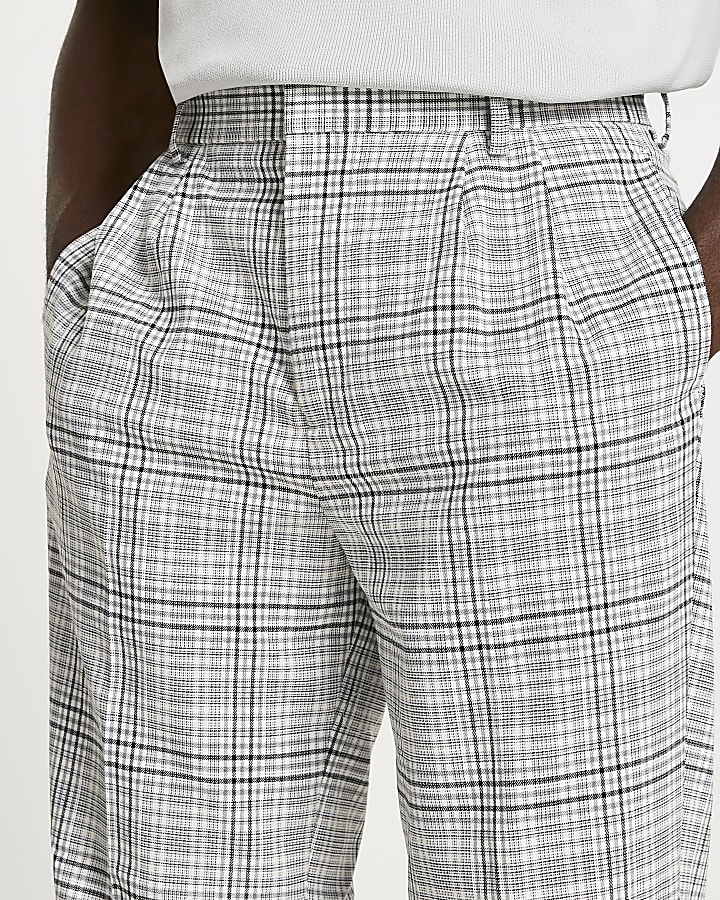 Grey pleated check trousers