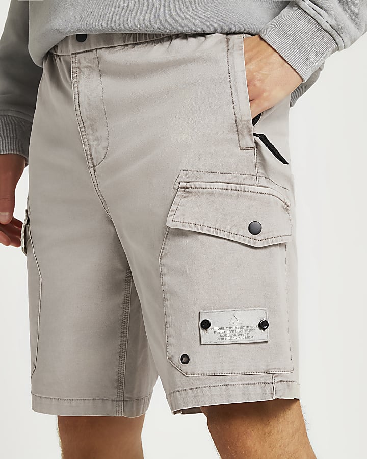 Grey regular fit twill cargo shorts