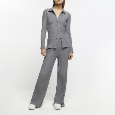 Grey ribbed button up polo top