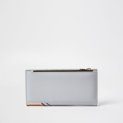 Grey snake print colour block clip purse