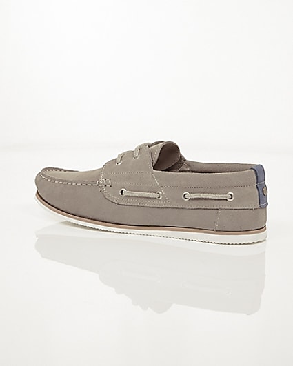 360 degree animation of product Grey suede lace-up boat shoes frame-20
