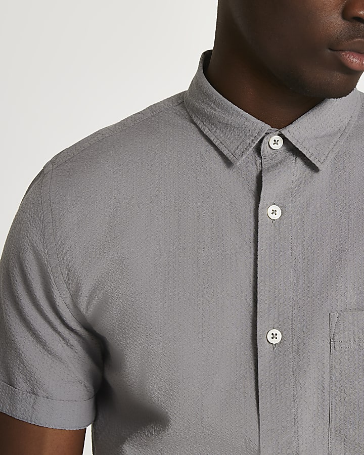 Grey textured short sleeve shirt