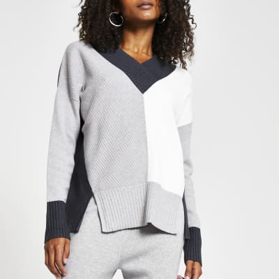 Grey v neck colour block chunky trim jumper River Island