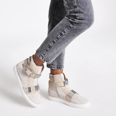 Grey western high top trainer