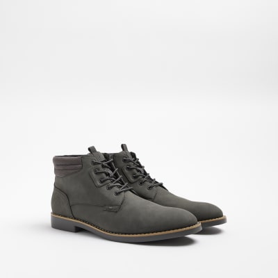 Grey wide fit Chukka boots River Island