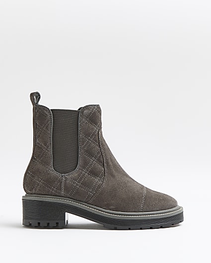 Grey wide fit quilted boots