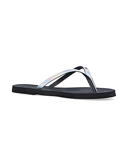 360 degree animation of product Havaiana black holographic flip flops frame-17