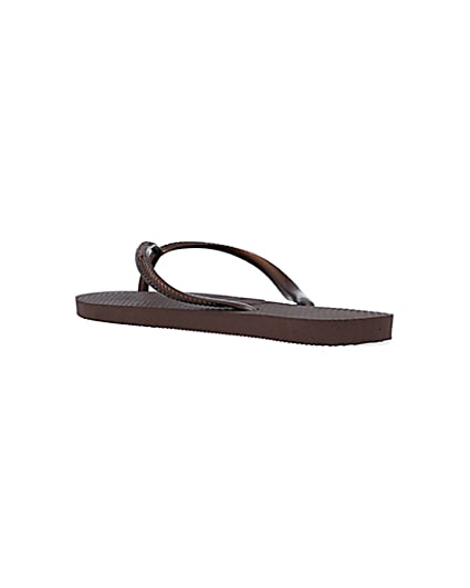 360 degree animation of product Havaiana brown flip flops frame-6