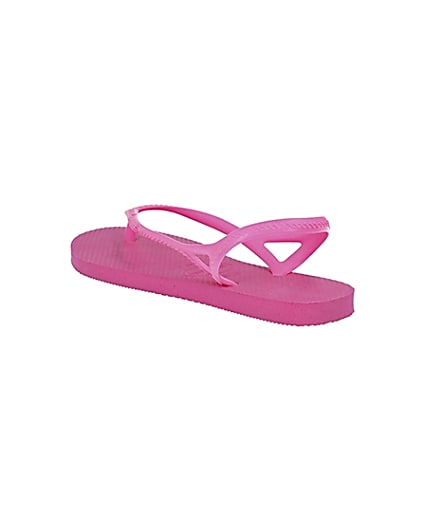 360 degree animation of product Havaiana pink flip flops frame-6