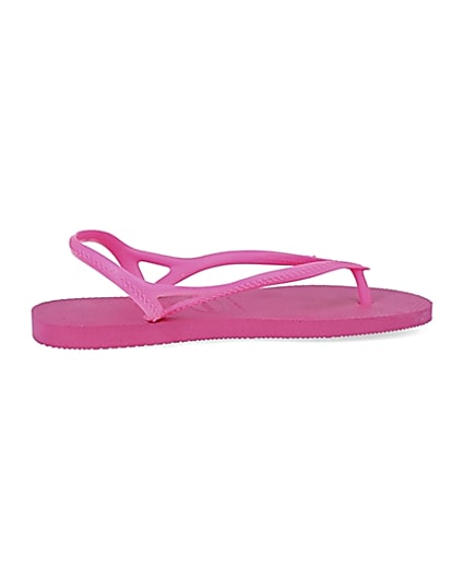 360 degree animation of product Havaiana pink flip flops frame-14