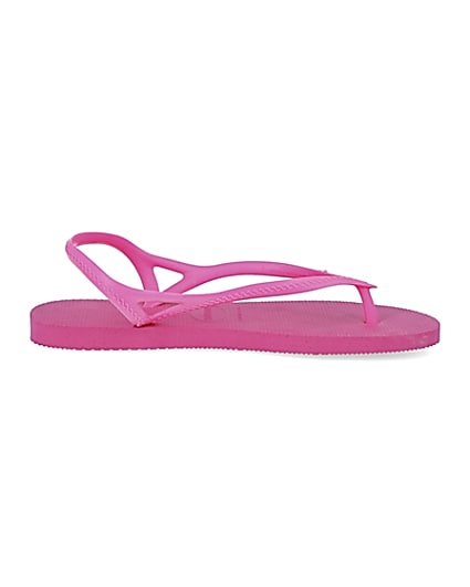 360 degree animation of product Havaiana pink flip flops frame-15