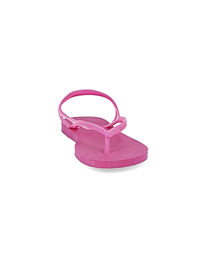 360 degree animation of product Havaiana pink flip flops frame-20