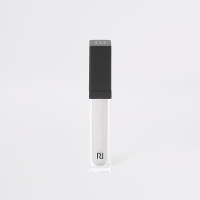 High shine lip gloss cold shoulder
