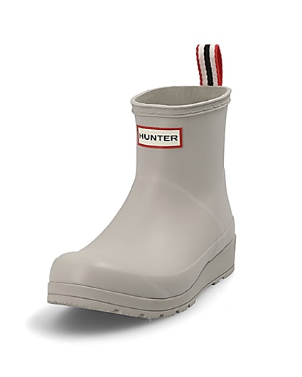360 degree animation of product Hunter Original grey short wellington boots frame-23