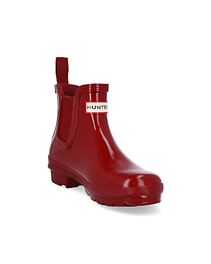 360 degree animation of product Hunter red chelsea wellington boots frame-19