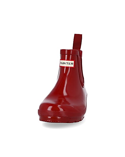 360 degree animation of product Hunter red chelsea wellington boots frame-22