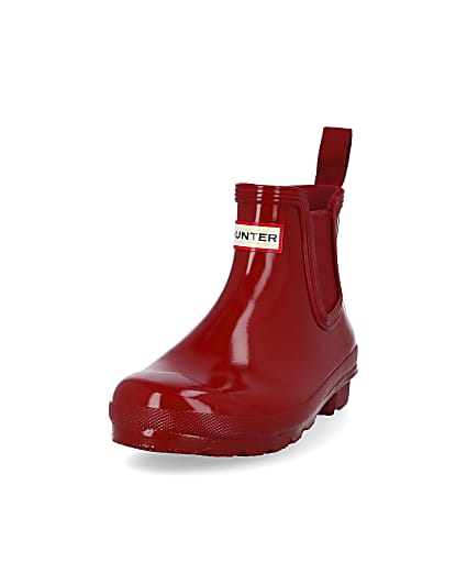 360 degree animation of product Hunter red chelsea wellington boots frame-23