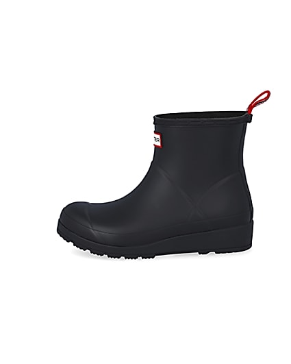 360 degree animation of product Hunters black short boot wellies frame-3
