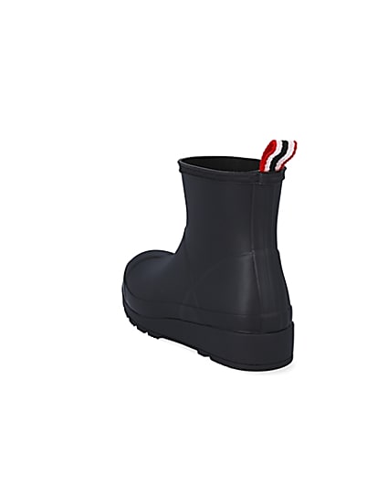 360 degree animation of product Hunters black short boot wellies frame-7